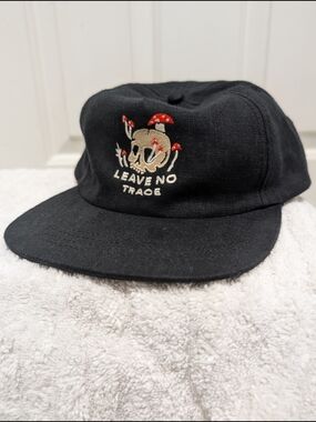 Black 'Leave No Trace' Embroidered Skate Cap
